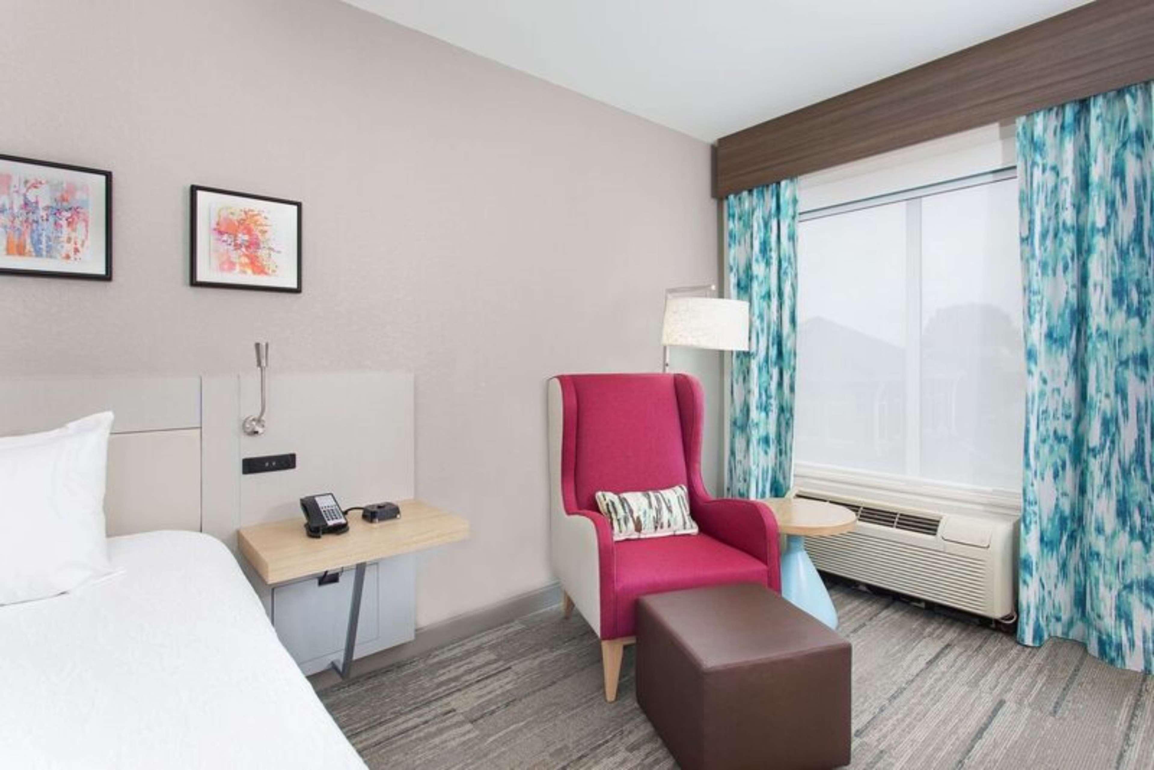 Hilton Garden Inn Knoxville West/Cedar Bluff Ngoại thất bức ảnh