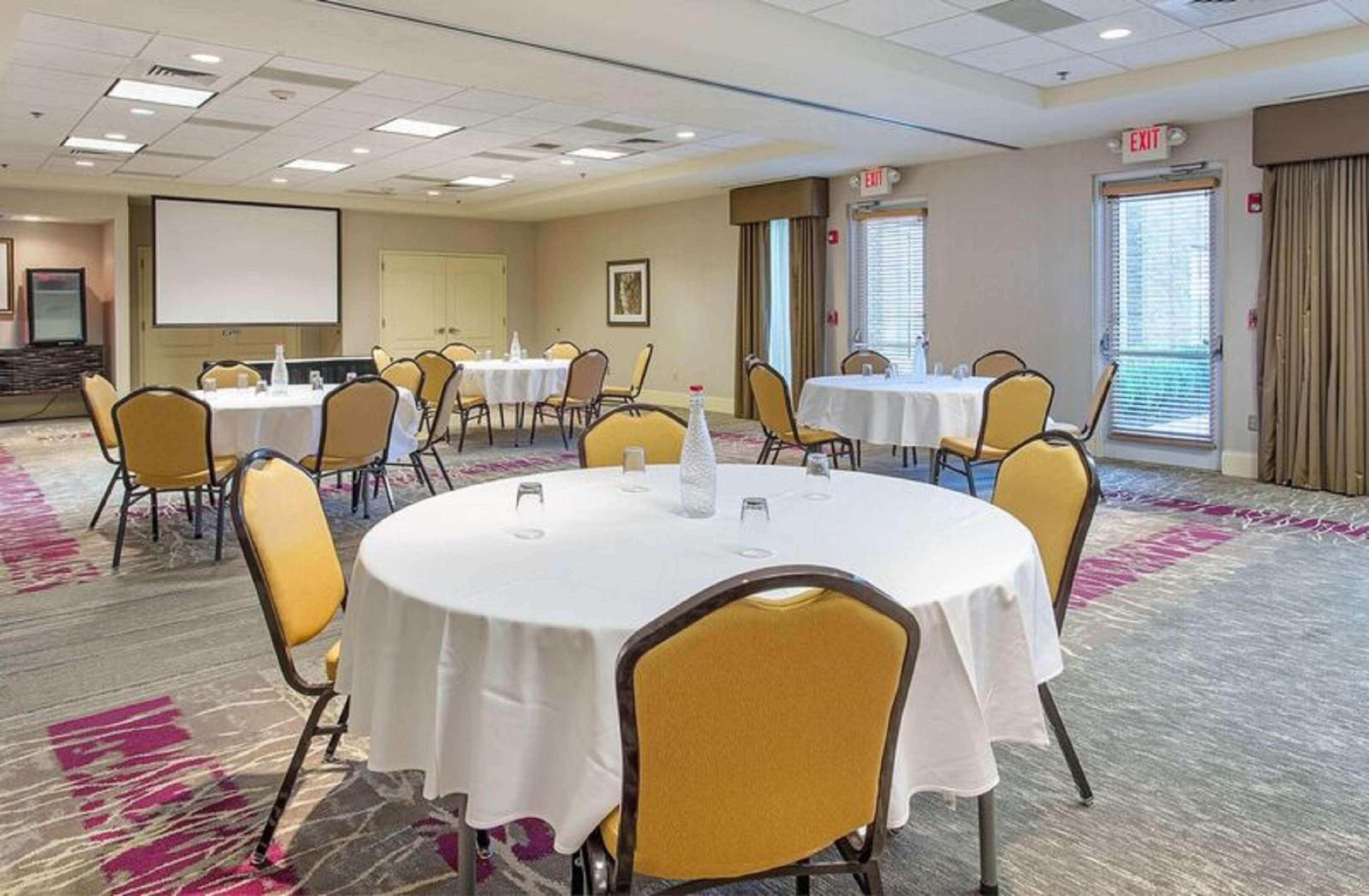 Hilton Garden Inn Knoxville West/Cedar Bluff Ngoại thất bức ảnh